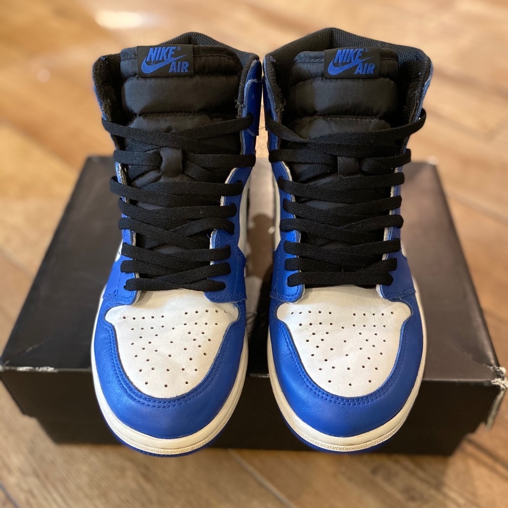 AIR JORDAN RETRO 1
